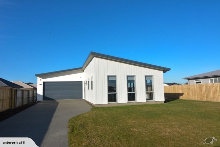 Photo of property in 32 Kingsbridge West, Burwood, Christchurch, 8083