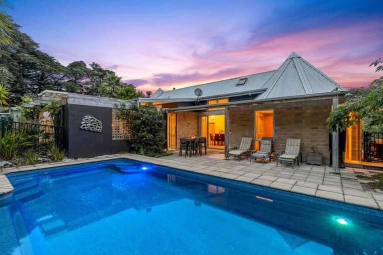 Photo of property in 250 Bawden Road, Dairy Flat, Albany, 0792