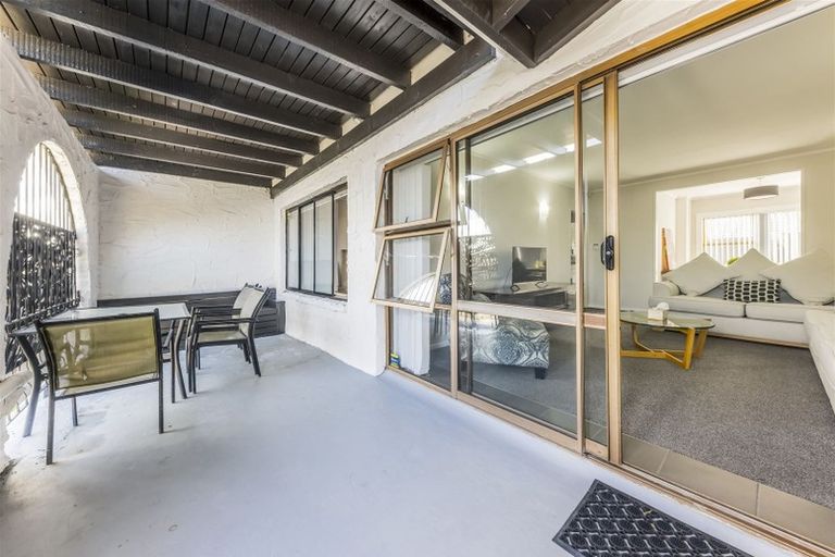 Photo of property in 4/8 Wood Street, Papakura, 2110