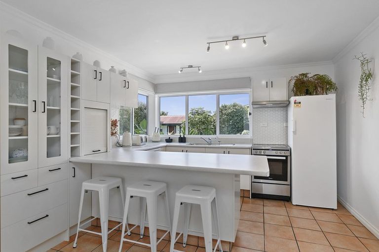 Photo of property in 24 Culzean Grove, Bell Block, New Plymouth, 4312