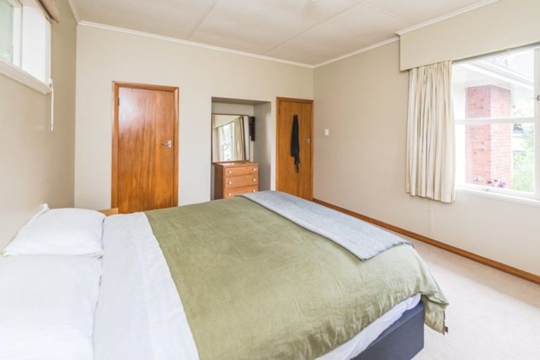 Photo of property in 38 Parsons Street, Saint Johns Hill, Whanganui, 4501