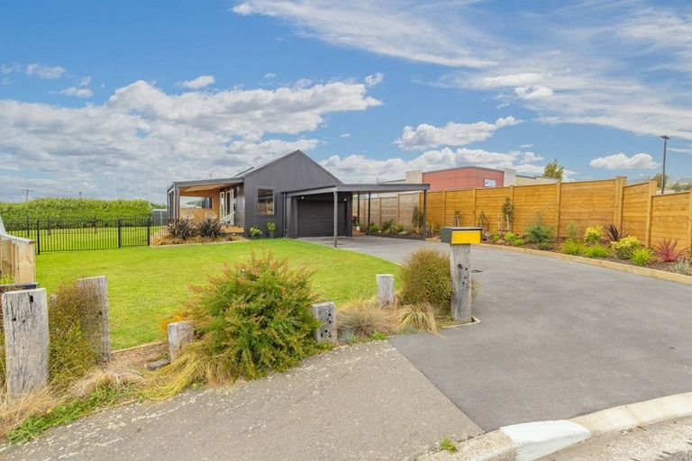 Photo of property in 11 Patiki Place, Diamond Harbour, Lyttelton, 8971