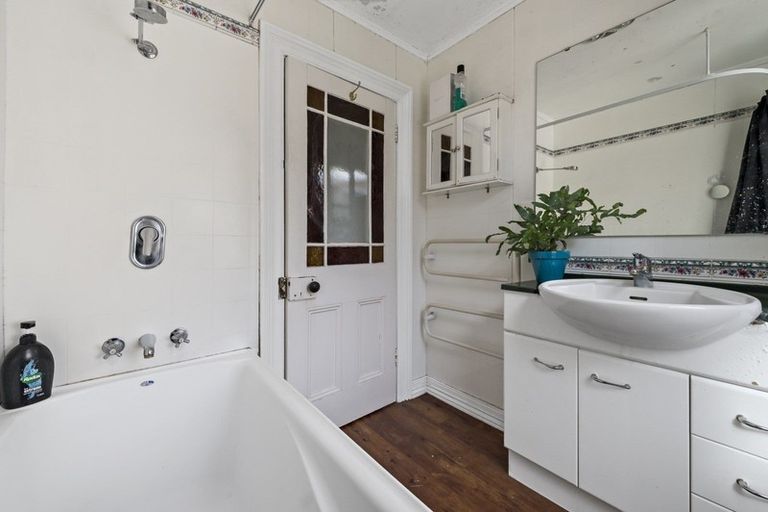 Photo of property in 23 Havelock Street, Phillipstown, Christchurch, 8011