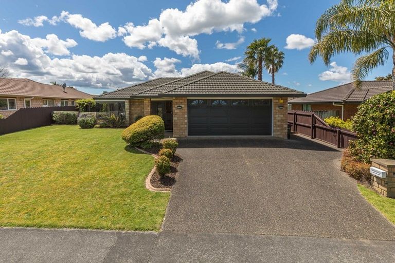 Photo of property in 64 Longford Park Drive, Takanini, 2112