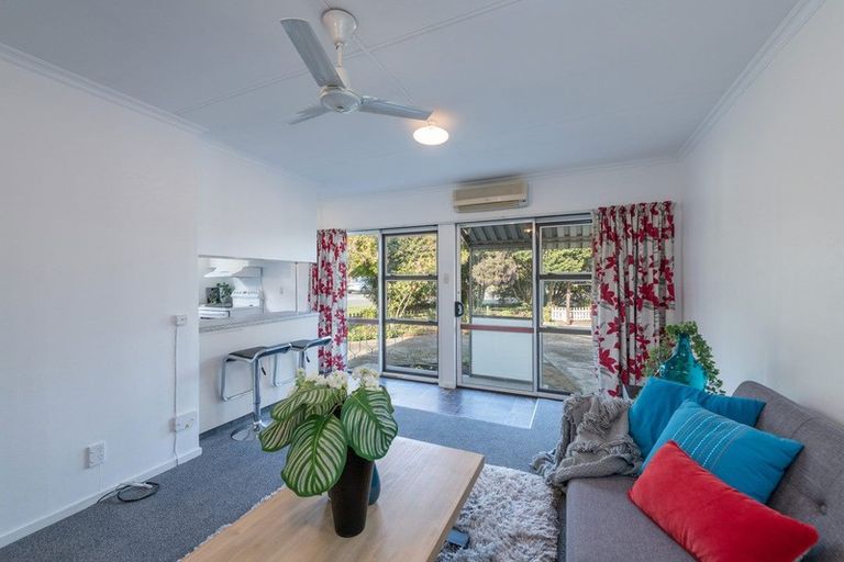 Photo of property in 2/186 Tahunanui Drive, Tahunanui, Nelson, 7011