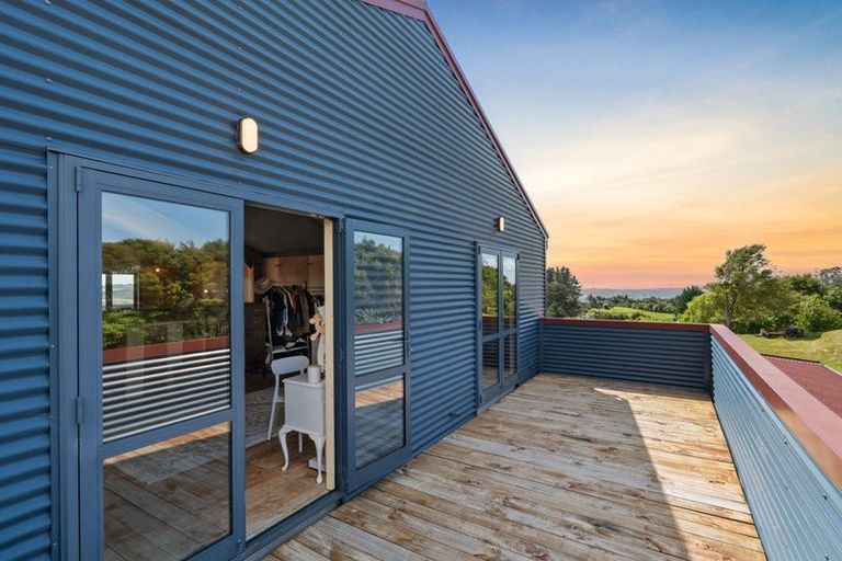 Photo of property in 56 Mcgregor Road, Clevedon, Papakura, 2582