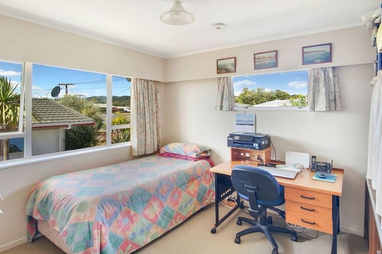 Photo of property in 50 Kokich Crescent, Onerahi, Whangarei, 0110