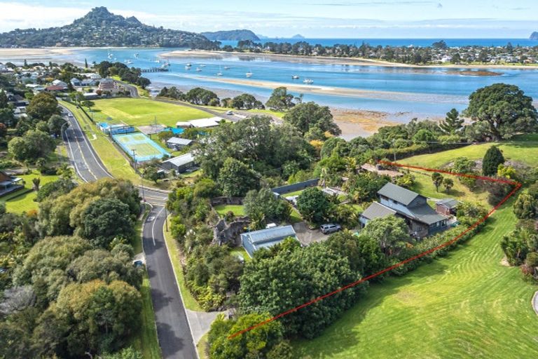 Photo of property in 5 Rewa Rewa Valley, Tairua, 3508