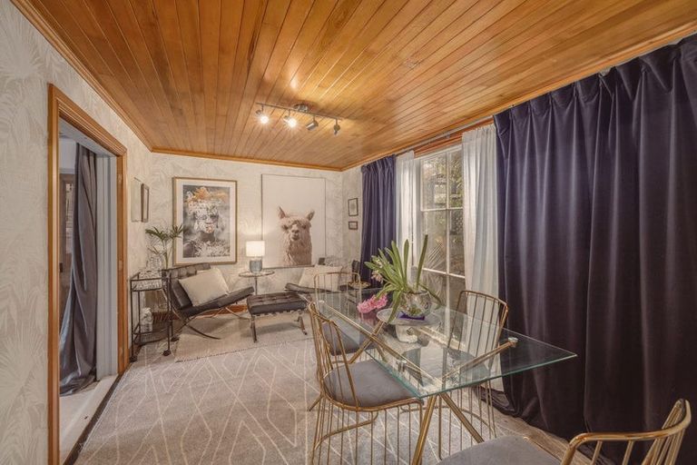 Photo of property in 24a Voelas Road, Lyttelton, 8082