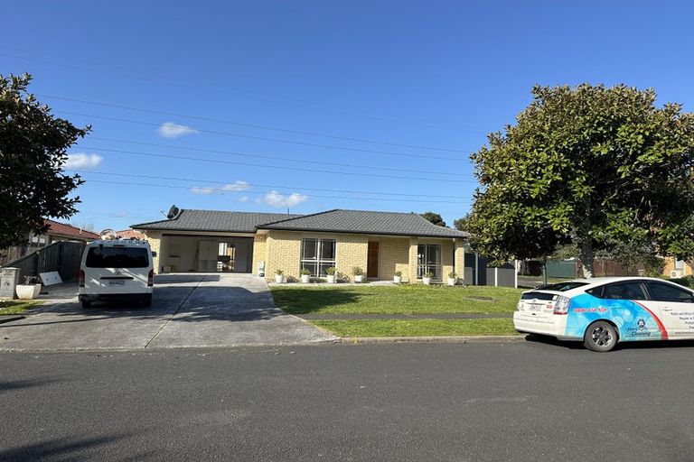 Photo of property in 60 Medvale Avenue, Flat Bush, Auckland, 2019