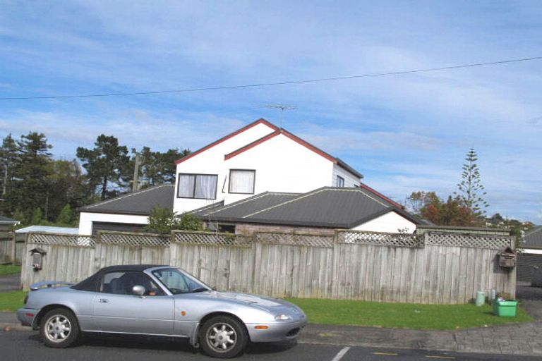 Photo of property in 3/15 Vincent Street, Howick, Auckland, 2014