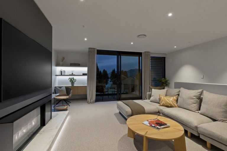 Photo of property in 18 Station Bay Rise, Lake Tekapo, 7999