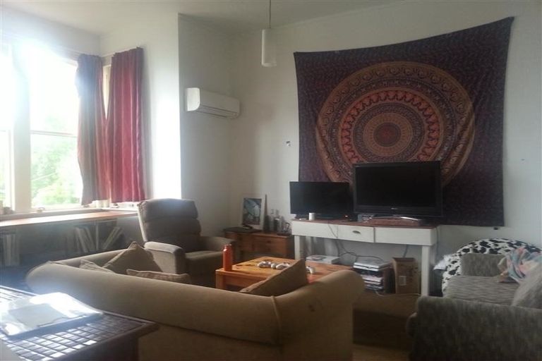 Photo of property in 3 Maarama Crescent, Aro Valley, Wellington, 6021