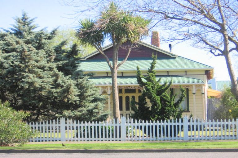 Photo of property in 21 Park Street, Foxton, 4814