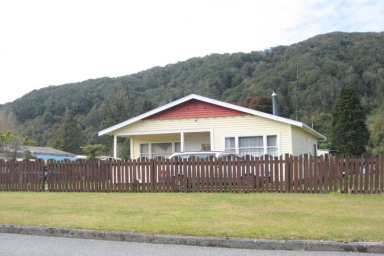 Photo of property in 704 Taylorville Road, Taylorville, Greymouth, 7805