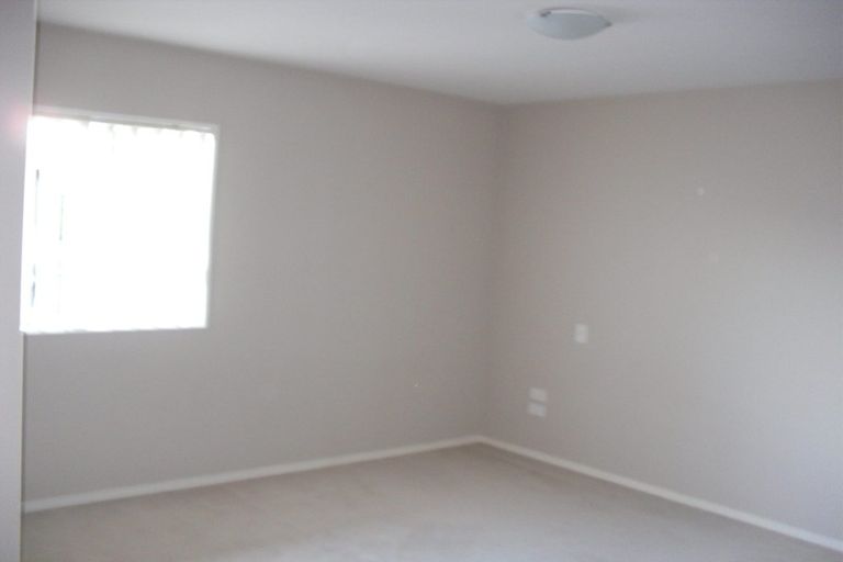 Photo of property in 1/45 Haven Drive, East Tamaki, Auckland, 2013