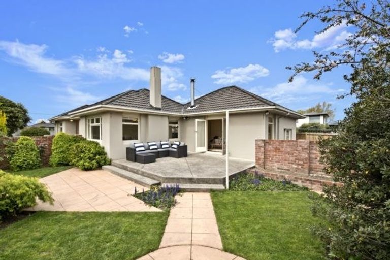 Photo of property in 57 Bryndwr Road, Bryndwr, Christchurch, 8052
