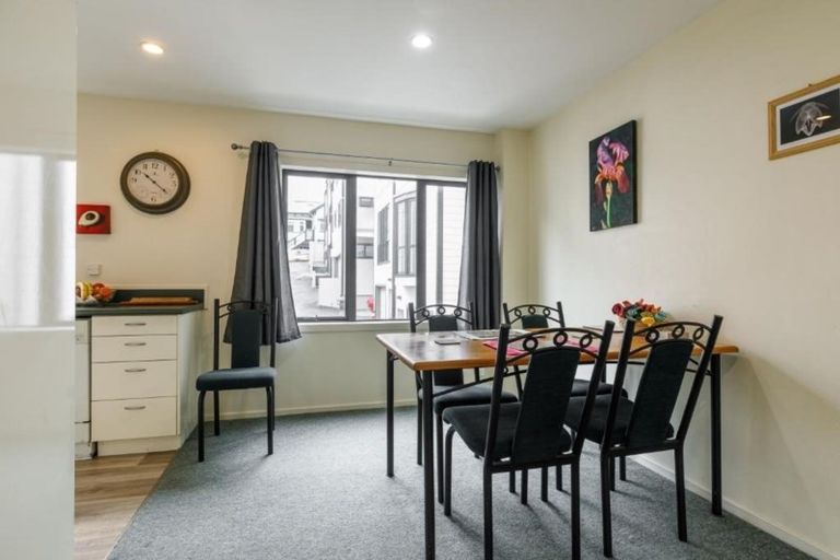 Photo of property in 6/240 The Terrace, Wellington Central, Wellington, 6011