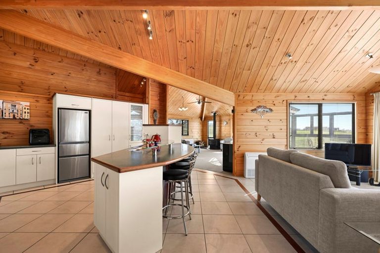 Photo of property in 30 Stonebridge Road, Temple View, Hamilton, 3289