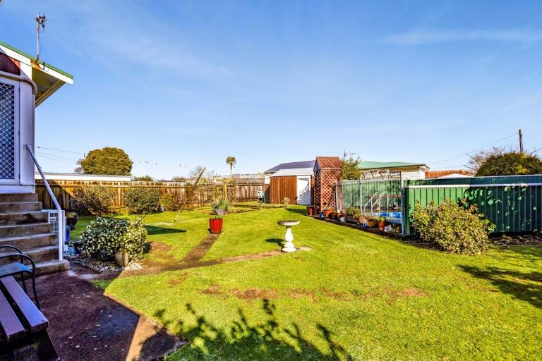 Photo of property in 445 Broadway, Stratford, 4332