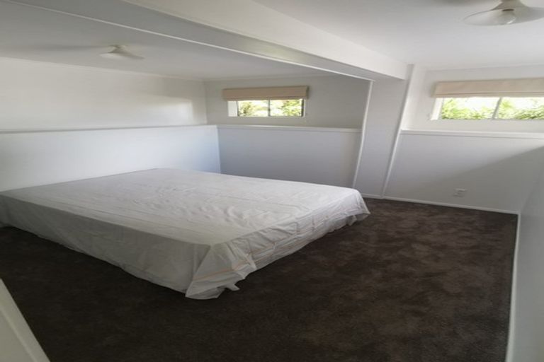 Photo of property in 54 Lyttelton Avenue, Forrest Hill, Auckland, 0620