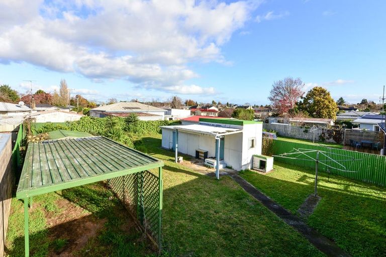 Photo of property in 22 Keats Crescent, Enderley, Hamilton, 3214