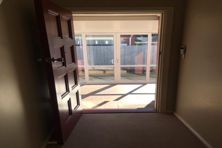 Photo of property in 177 Waimairi Road, Ilam, Christchurch, 8041