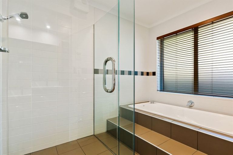 Photo of property in 23 Six Silvers Avenue, Halswell, Christchurch, 8025