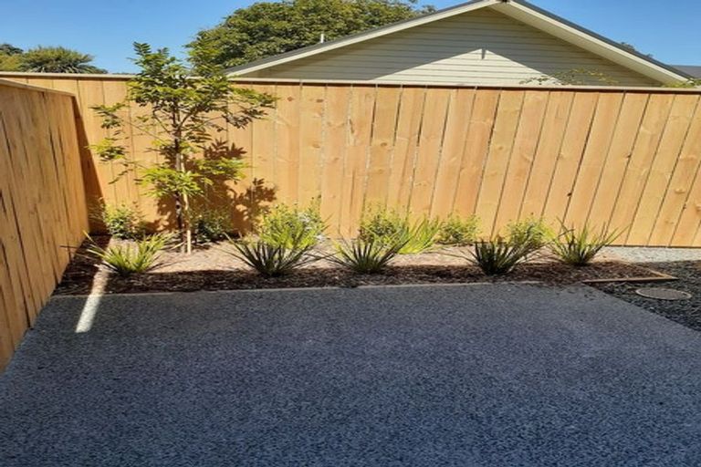 Photo of property in 22 Ron Deal Way, Epuni, Lower Hutt, 5011