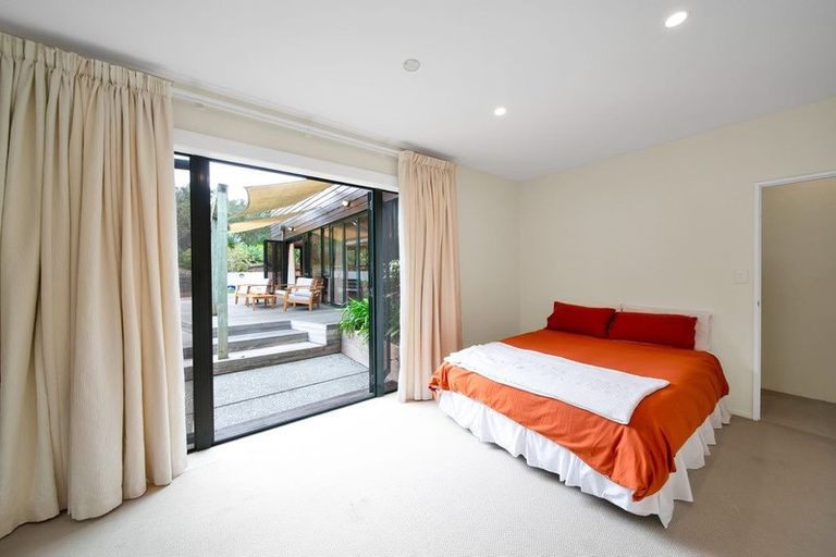 Photo of property in 2 Victoria Road, Omata, New Plymouth, 4374