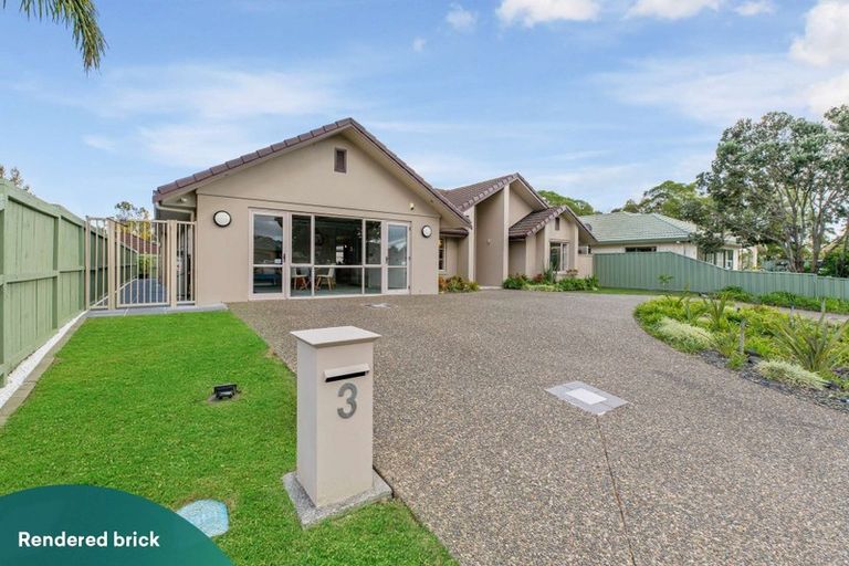 Photo of property in 3 Wayne Francis Drive, East Tamaki, Auckland, 2016