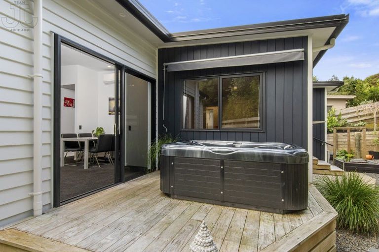 Photo of property in 133 Lakes Boulevard, Pyes Pa, Tauranga, 3112