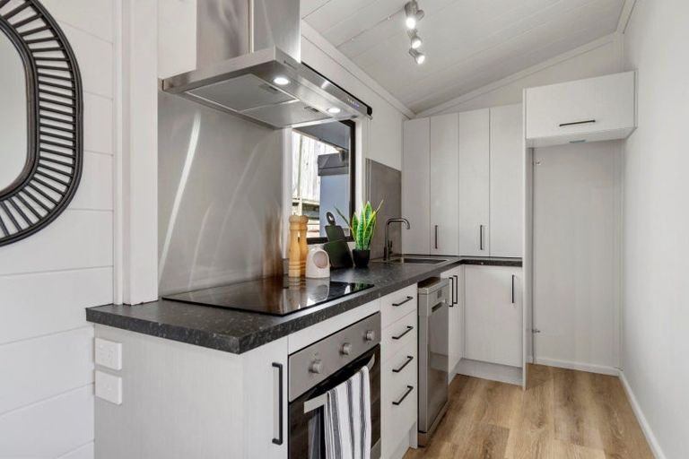 Photo of property in 191a Waitaha Road, Welcome Bay, Tauranga, 3112