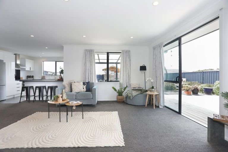 Photo of property in 13 George Street, Bulls, 4818