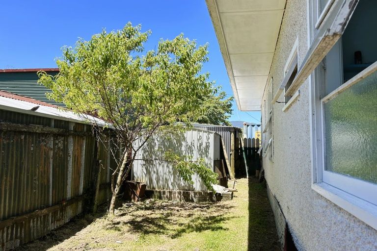 Photo of property in 17 Motupipi Street, Takaka, 7110