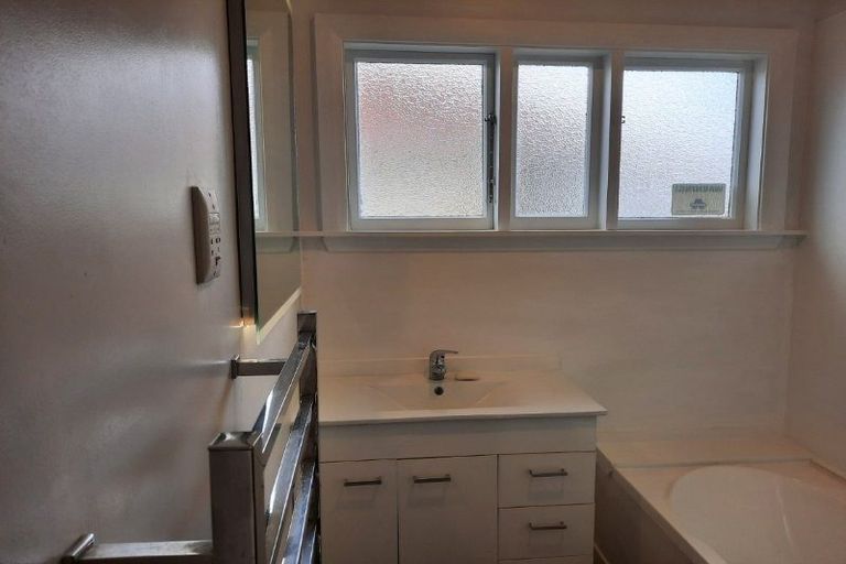 Photo of property in 549 Cranford Street, Papanui, Christchurch, 8052