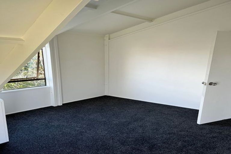 Photo of property in 15 Oreil Avenue, West Harbour, Auckland, 0618