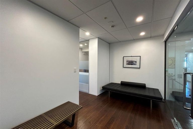 Photo of property in Heards Building, 303/2 Ruskin Street, Parnell, Auckland, 1052