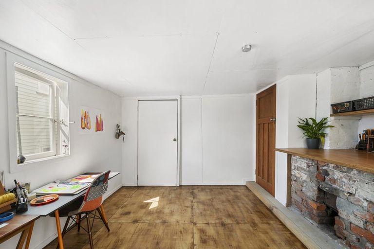 Photo of property in 8 Harland Street, Brooklyn, Wellington, 6021