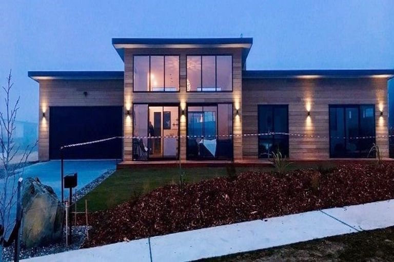 Photo of property in 3 Avalanche Place, Wanaka, 9305