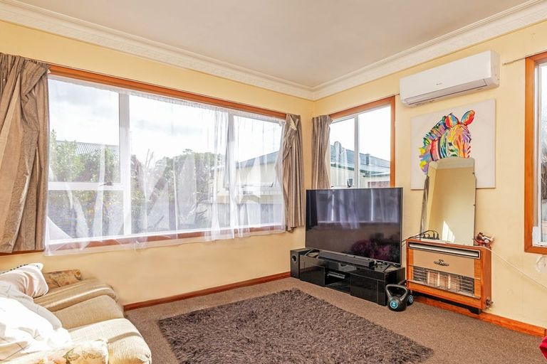 Photo of property in 9b Worcester Street, West End, Palmerston North, 4410