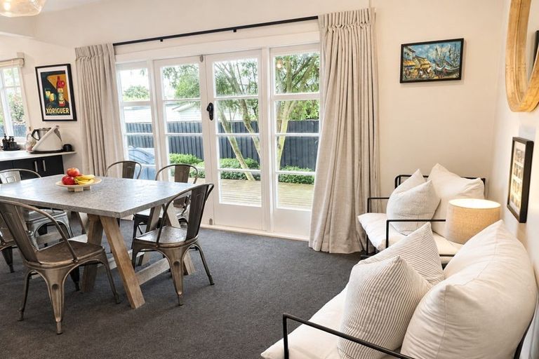 Photo of property in 20 Aorangi Road, Bryndwr, Christchurch, 8053