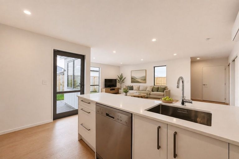 Photo of property in 65a Chrysolite Place, Belfast, Christchurch, 8051