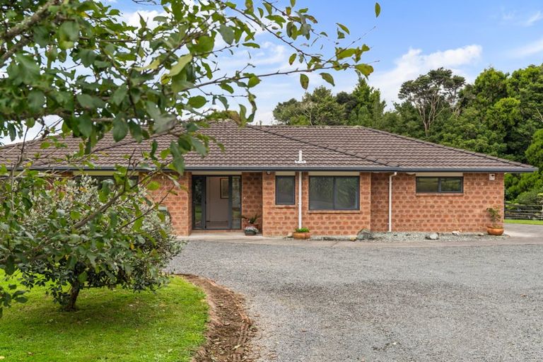 Photo of property in 63a Farquharson Road, Ararimu, Papakura, 2583
