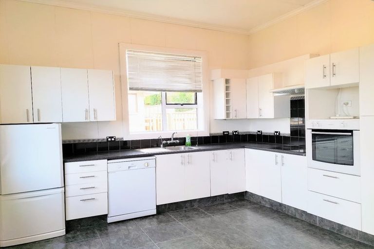 Photo of property in 9 Havelock Street, Mornington, Dunedin, 9011