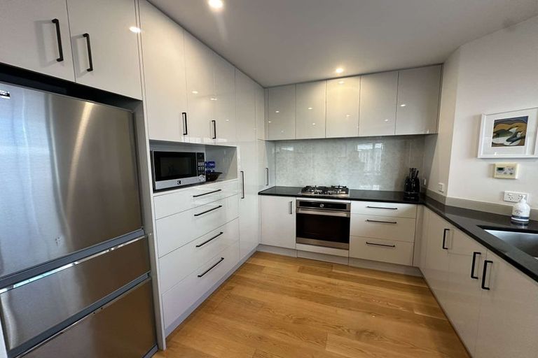 Photo of property in 7/22 Oriental Terrace, Oriental Bay, Wellington, 6011