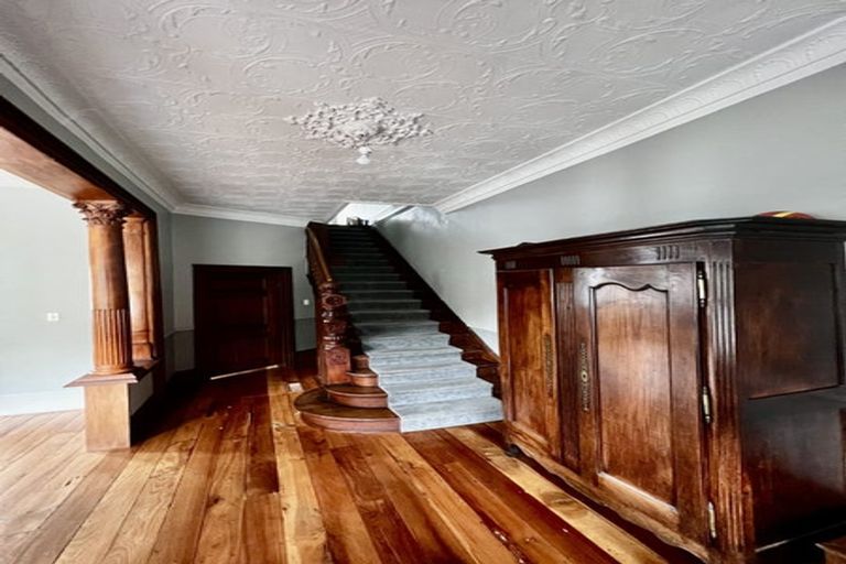 Photo of property in 13 Glenbervie Terrace, Thorndon, Wellington, 6011