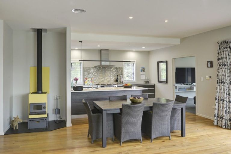 Photo of property in 40b Richmond Road, Carterton, 5713