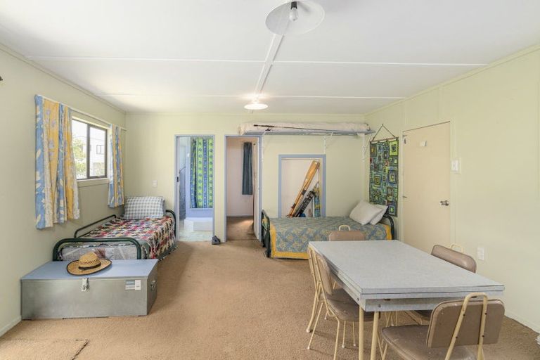 Photo of property in 46 Oyster Drive, Cooks Beach, Whitianga, 3591