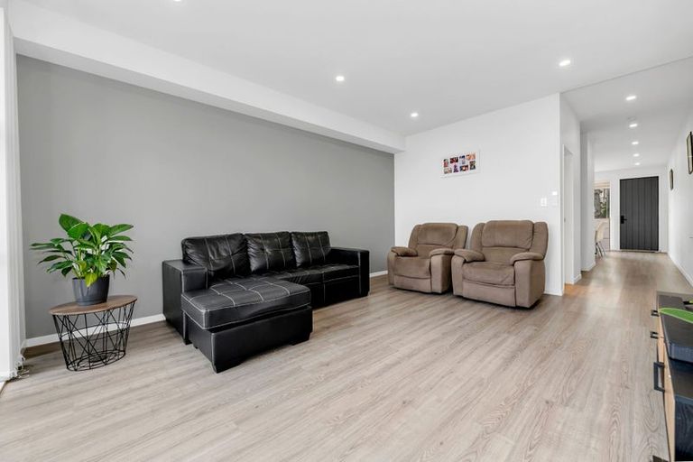 Photo of property in 36 Karoro Road, Flat Bush, Auckland, 2019
